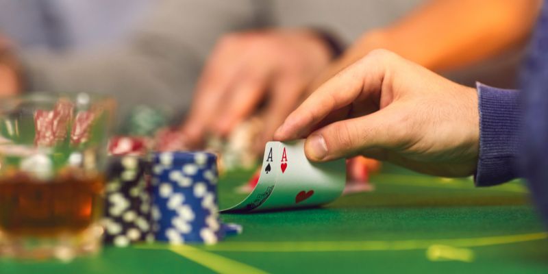 Giới thiệu sơ lược về tiến lên miền Bắc